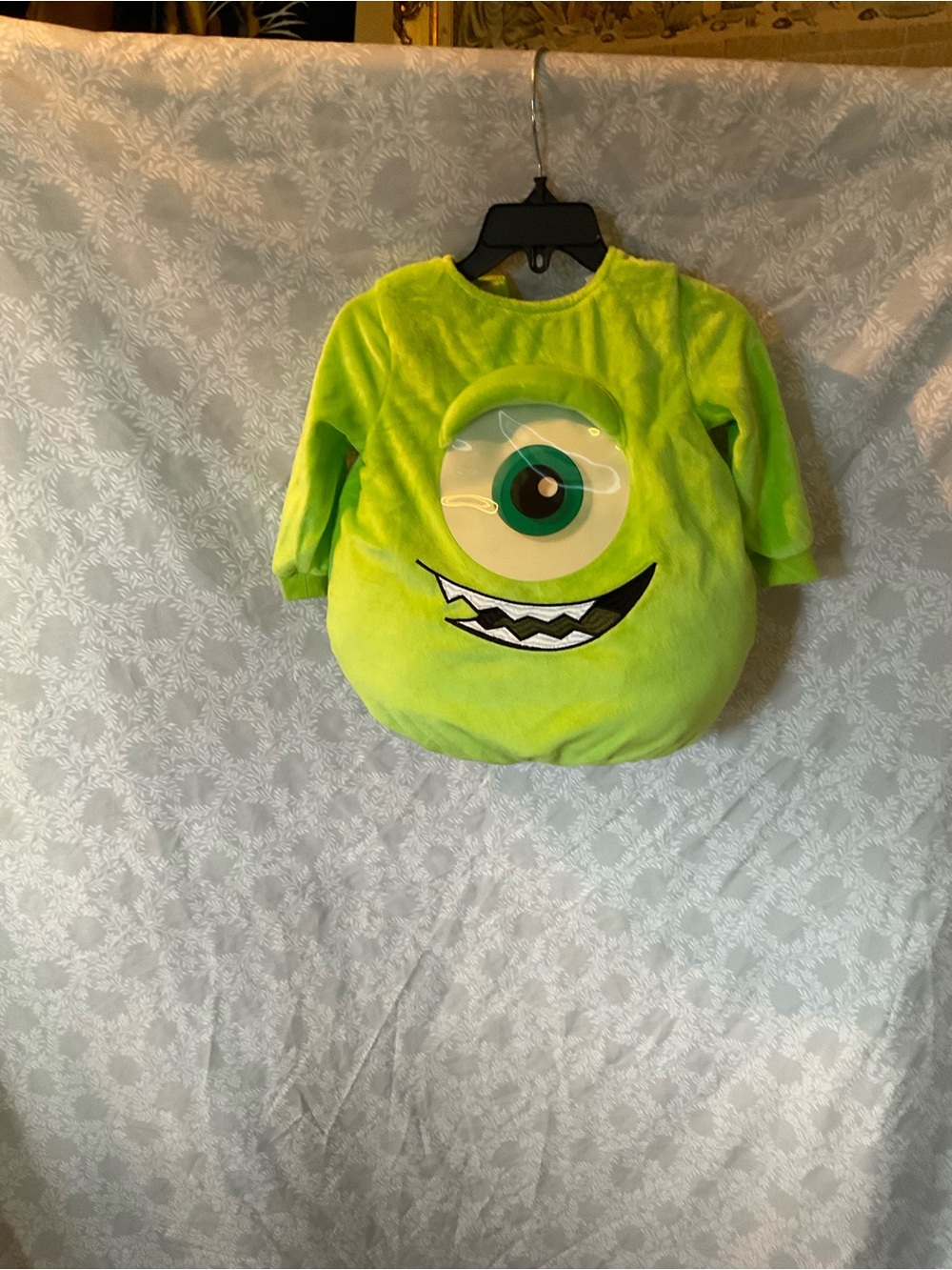 Spirit Mike Wazowski Bright Green Infant Halloween Costume - Picture 4 of 9